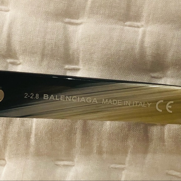 GORGEOUS BALENZIAGA Sunglasses new never worn Italian - Picture 5 of 16